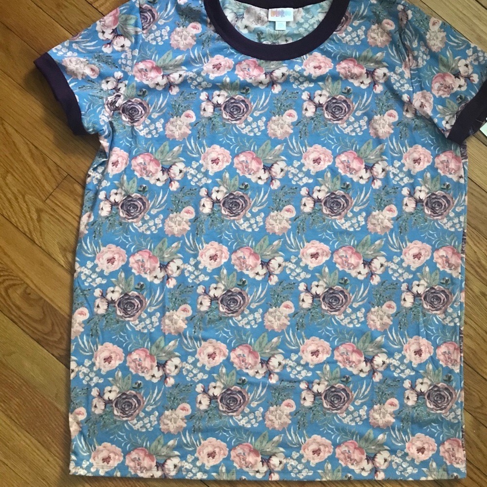 NWT LuLaRoe Blue/Purple/Pink Liv Top, Size 2XL